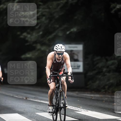 13.09.2026 - Stadtparktriathlon H.Heesch http://msf.ph/oto/10365121 13.09.2026 13:13:20 Radfahren 1276, 1322, 1323, 1377, 1386, 1420 meine-sportfotos.de