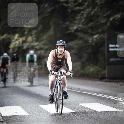 13.09.2026 - Stadtparktriathlon H.Heesch http://msf.ph/oto/10365125 13.09.2026 11:22:15 Radfahren 592, 599, 640, 646, 699, 751 meine-sportfotos.de