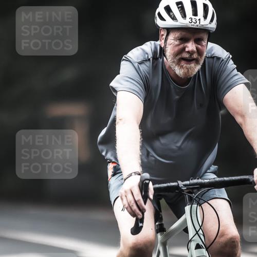 13.09.2026 - Stadtparktriathlon H.Heesch http://msf.ph/oto/10365158 13.09.2026 10:11:48 Radfahren 258, 311, 326, 331 meine-sportfotos.de