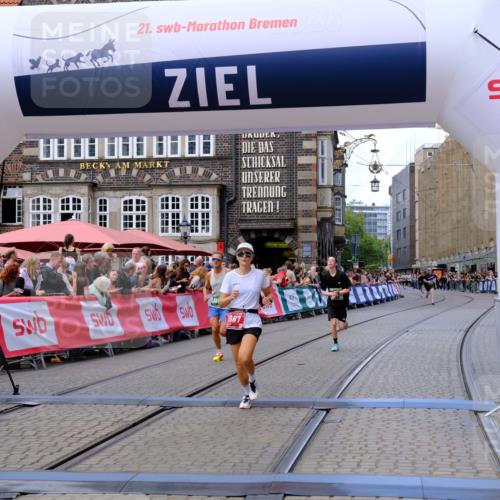 13.09.2026 - 21. swb-Marathon Bremen Tim E. http://msf.ph/oto/10365165 13.09.2026 13:02:53 Ziel 1795, 1850, 3609, 7841, 13237 meine-sportfotos.de