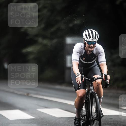 13.09.2026 - Stadtparktriathlon H.Heesch http://msf.ph/oto/10365177 13.09.2026 13:13:22 Radfahren 1276, 1322, 1323, 1377, 1420 meine-sportfotos.de