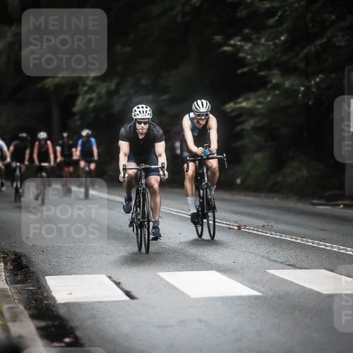 13.09.2026 - Stadtparktriathlon H.Heesch http://msf.ph/oto/10365182 13.09.2026 13:13:24 Radfahren 1276, 1322, 1377, 1401, 1420, 1424 meine-sportfotos.de