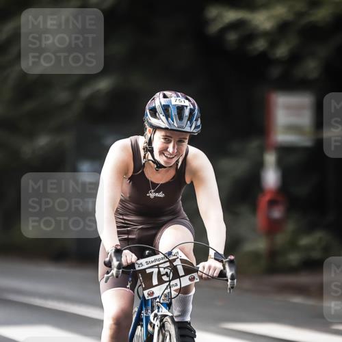 13.09.2026 - Stadtparktriathlon H.Heesch http://msf.ph/oto/10365197 13.09.2026 11:22:16 Radfahren 592, 599, 640, 646, 699, 751 meine-sportfotos.de