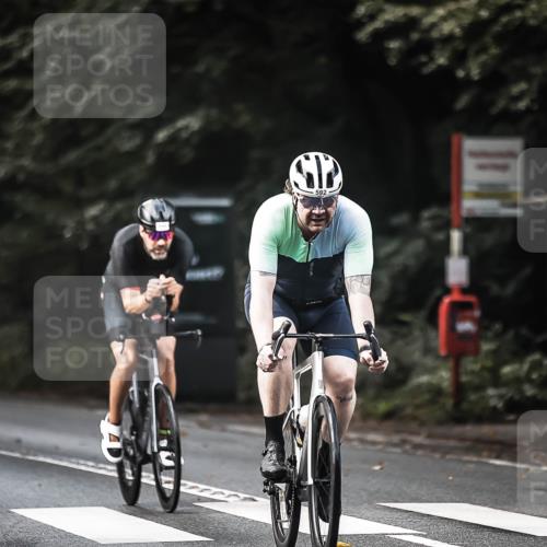 13.09.2026 - Stadtparktriathlon H.Heesch http://msf.ph/oto/10365241 13.09.2026 11:22:18 Radfahren 592, 599, 640, 646, 699, 751 meine-sportfotos.de