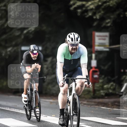 13.09.2026 - Stadtparktriathlon H.Heesch http://msf.ph/oto/10365248 13.09.2026 11:22:18 Radfahren 592, 599, 640, 646, 699, 751 meine-sportfotos.de