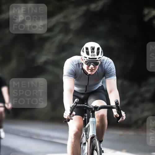 13.09.2026 - Stadtparktriathlon H.Heesch http://msf.ph/oto/10365261 13.09.2026 11:22:19 Radfahren 592, 599, 640, 671, 699, 751, 780 meine-sportfotos.de
