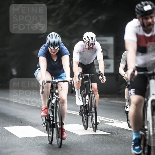13.09.2026 - Stadtparktriathlon H.Heesch http://msf.ph/oto/10365263 13.09.2026 10:12:02 Radfahren 213, 256, 300, 305, 312, 333, 334, 335 meine-sportfotos.de