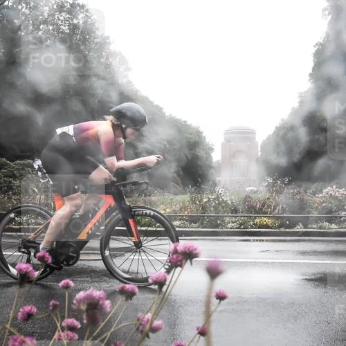 13.09.2026 - Stadtparktriathlon H.Heesch http://msf.ph/oto/10365265 13.09.2026 12:40:20 Radfahren 1080, 1135, 1198, 1265, 1271, 1291 meine-sportfotos.de