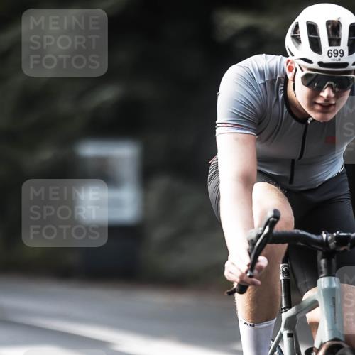 13.09.2026 - Stadtparktriathlon H.Heesch http://msf.ph/oto/10365293 13.09.2026 11:22:20 Radfahren 592, 599, 640, 671, 699, 751, 780 meine-sportfotos.de