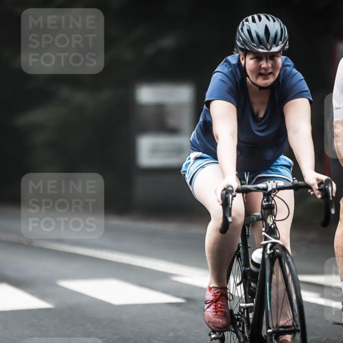 13.09.2026 - Stadtparktriathlon H.Heesch http://msf.ph/oto/10365294 13.09.2026 10:12:03 Radfahren 213, 256, 298, 300, 305, 312, 332, 333, 334, 335 meine-sportfotos.de