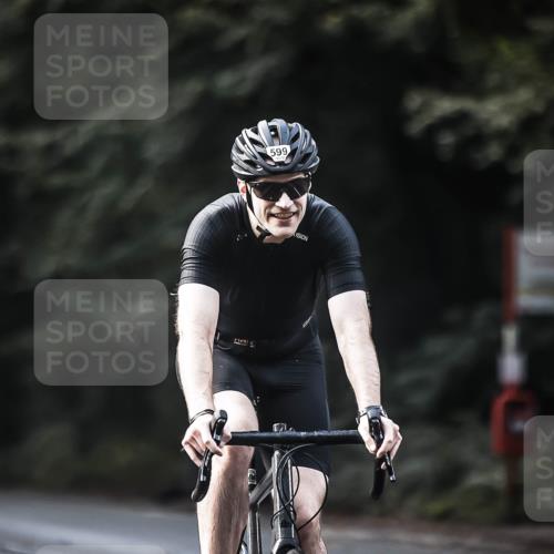 13.09.2026 - Stadtparktriathlon H.Heesch http://msf.ph/oto/10365301 13.09.2026 11:22:21 Radfahren 592, 599, 640, 671, 687, 699, 751, 780 meine-sportfotos.de