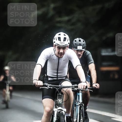 13.09.2026 - Stadtparktriathlon H.Heesch http://msf.ph/oto/10365307 13.09.2026 13:13:31 Radfahren 1082, 1208, 1261, 1276, 1311, 1322, 1372, 1401, 1407, 1424 meine-sportfotos.de
