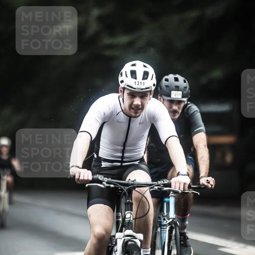13.09.2026 - Stadtparktriathlon H.Heesch http://msf.ph/oto/10365315 13.09.2026 13:13:31 Radfahren 1082, 1208, 1261, 1276, 1311, 1322, 1372, 1401, 1407, 1424 meine-sportfotos.de