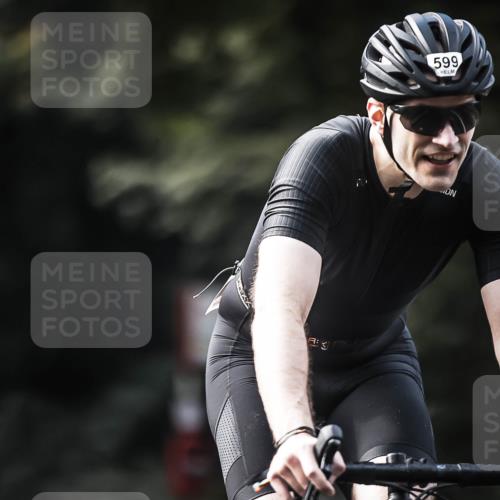 13.09.2026 - Stadtparktriathlon H.Heesch http://msf.ph/oto/10365324 13.09.2026 11:22:21 Radfahren 592, 599, 640, 671, 687, 699, 751, 780 meine-sportfotos.de