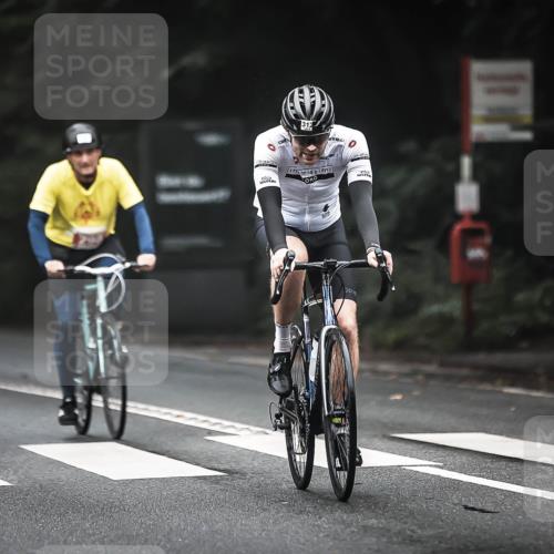 13.09.2026 - Stadtparktriathlon H.Heesch http://msf.ph/oto/10365339 13.09.2026 10:12:07 Radfahren 213, 256, 298, 300, 305, 312, 332, 333, 334, 335 meine-sportfotos.de