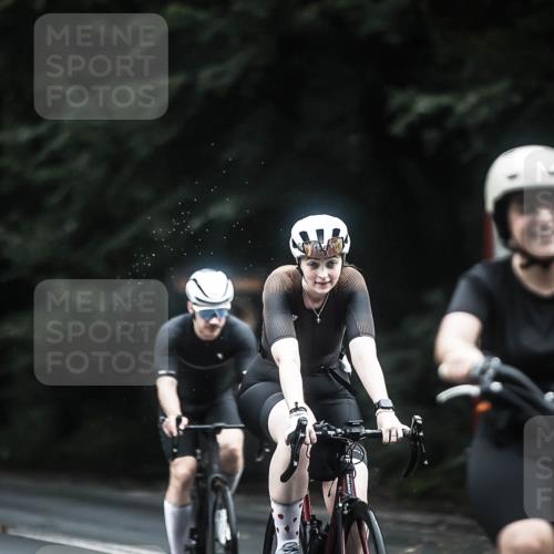 13.09.2026 - Stadtparktriathlon H.Heesch http://msf.ph/oto/10365365 13.09.2026 13:13:37 Radfahren 1082, 1208, 1245, 1261, 1269, 1311, 1369, 1372, 1407 meine-sportfotos.de