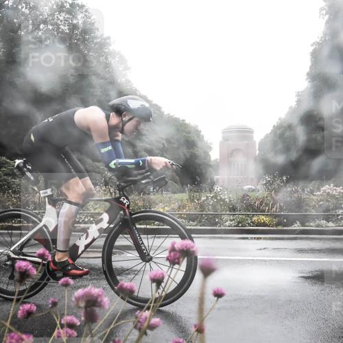 13.09.2026 - Stadtparktriathlon H.Heesch http://msf.ph/oto/10365376 13.09.2026 12:41:01 Radfahren 1166, 1216, 1241, 1244, 1308 meine-sportfotos.de