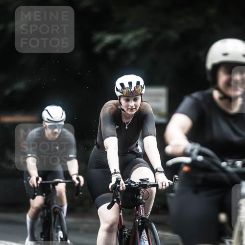 13.09.2026 - Stadtparktriathlon H.Heesch http://msf.ph/oto/10365379 13.09.2026 13:13:37 Radfahren 1082, 1208, 1245, 1261, 1269, 1311, 1369, 1372, 1407 meine-sportfotos.de