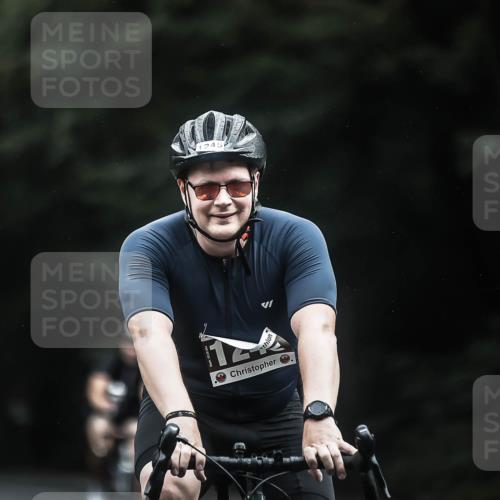 13.09.2026 - Stadtparktriathlon H.Heesch http://msf.ph/oto/10365402 13.09.2026 13:13:41 Radfahren 1082, 1199, 1245, 1261, 1269, 1272, 1369, 1407 meine-sportfotos.de