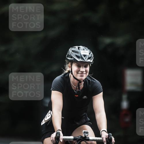 13.09.2026 - Stadtparktriathlon H.Heesch http://msf.ph/oto/10365432 13.09.2026 13:13:43 Radfahren 1082, 1199, 1245, 1261, 1269, 1272, 1369, 1407 meine-sportfotos.de