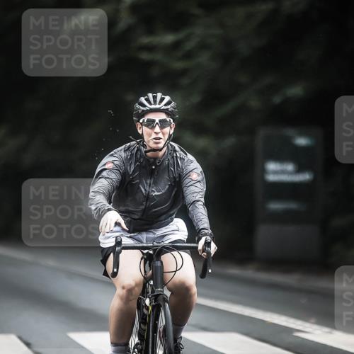 13.09.2026 - Stadtparktriathlon H.Heesch http://msf.ph/oto/10365503 13.09.2026 13:13:57 Radfahren 1286, 1385, 1461 meine-sportfotos.de