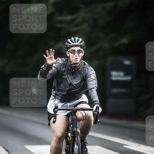 13.09.2026 - Stadtparktriathlon H.Heesch http://msf.ph/oto/10365506 13.09.2026 13:13:57 Radfahren 1286, 1385, 1461 meine-sportfotos.de