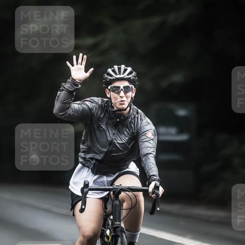 13.09.2026 - Stadtparktriathlon H.Heesch http://msf.ph/oto/10365513 13.09.2026 13:13:57 Radfahren 1286, 1385, 1461 meine-sportfotos.de