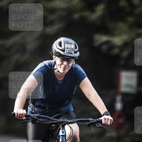13.09.2026 - Stadtparktriathlon H.Heesch http://msf.ph/oto/10365570 13.09.2026 11:22:36 Radfahren 590, 748, 828 meine-sportfotos.de