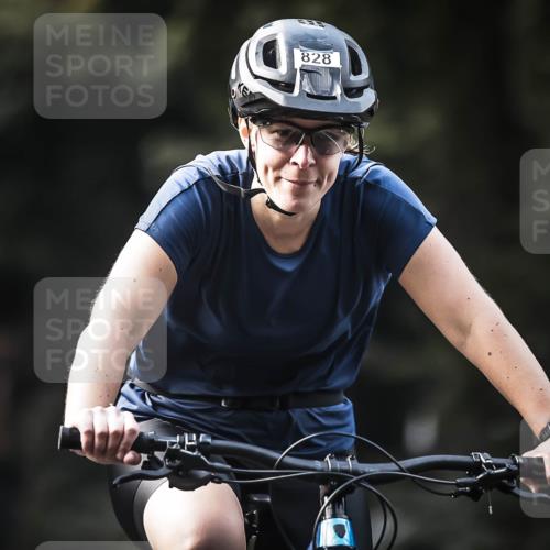 13.09.2026 - Stadtparktriathlon H.Heesch http://msf.ph/oto/10365595 13.09.2026 11:22:36 Radfahren 590, 748, 828 meine-sportfotos.de