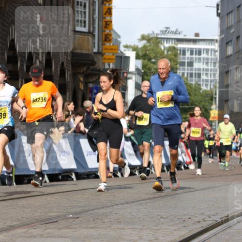13.09.2026 - 21. swb-Marathon Bremen Strokosch-Dieckow http://msf.ph/oto/10365596 13.09.2026 10:59:56 Ziel 10147, 10355, 10669, 10745, 10922, 10928, 10929, 11151, 11194, 11207, 11419, 11501, 11519, 11594, 12138, 12295, 12481, 12527, 10758, 10867, 11071, 11158, 11159, 11160, 11250, 11259, 11445, 11453, 11524, 11525, 11528, 11587, 11588, 11589, 11879, 11907, 12123, 12274, 12352 meine-sportfotos.de