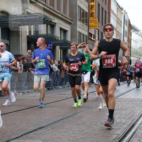 13.09.2026 - 21. swb-Marathon Bremen Strokosch-Dieckow http://msf.ph/oto/10365643 13.09.2026 13:37:33 Ziel 549, 581, 1851, 2336, 2342, 3207, 3316, 3657, 3707, 4066, 4159, 4394, 4675, 4902, 4942, 5624, 5783, 5784, 6001, 6032, 6083, 6596, 6795, 7003, 7540, 7594, 7635, 7815, 7894, 7985, 8010, 8138, 8173, 8204, 8264, 8315, 8316, 8440, 8450, 8920, 8972, 9097, 9099, 9481, 9774, 13228, 270, 391, 448, 869, 1180, 3323, 3333, 3627, 3804, 3823, 4155, 4300, 4433, 4628, 5388, 5612, 5738, 5791, 6804, 6904, 6911, 6947, 7003, 7074, 7571, 8380, 9701 meine-sportfotos.de