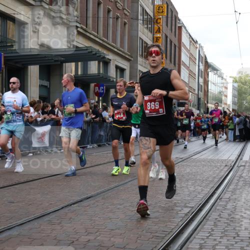 13.09.2026 - 21. swb-Marathon Bremen Strokosch-Dieckow http://msf.ph/oto/10365674 13.09.2026 13:37:33 Ziel 549, 581, 1851, 2336, 2342, 3207, 3316, 3657, 3707, 4066, 4159, 4394, 4675, 4902, 4942, 5624, 5783, 5784, 6001, 6032, 6083, 6596, 6795, 7003, 7540, 7594, 7635, 7815, 7894, 7985, 8010, 8138, 8173, 8204, 8264, 8315, 8316, 8440, 8450, 8920, 8972, 9097, 9099, 9481, 9774, 13228, 270, 391, 448, 869, 1180, 3323, 3333, 3627, 3804, 3823, 4155, 4300, 4433, 4628, 5388, 5612, 5738, 5791, 6804, 6904, 6911, 6947, 7003, 7074, 7571, 8380, 9701 meine-sportfotos.de