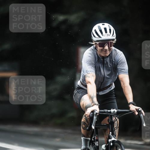 13.09.2026 - Stadtparktriathlon H.Heesch http://msf.ph/oto/10365678 13.09.2026 13:14:05 Radfahren 1198, 1265, 1289, 1385, 1461, 1473 meine-sportfotos.de