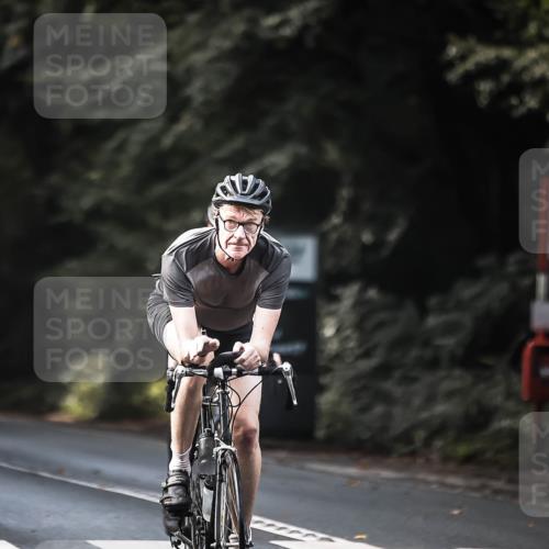 13.09.2026 - Stadtparktriathlon H.Heesch http://msf.ph/oto/10365684 13.09.2026 11:22:47 Radfahren 611, 656, 747, 767 meine-sportfotos.de