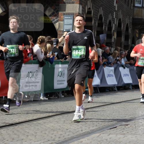 13.09.2026 - 21. swb-Marathon Bremen Strokosch-Dieckow http://msf.ph/oto/10365690 13.09.2026 13:35:28 Ziel 536, 2003, 2366, 2430, 2492, 3063, 3311, 3916, 4487, 4635, 4985, 5016, 5125, 5647, 6320, 6391, 6403, 6750, 7123, 7405, 7657, 7703, 7750, 7998, 8300, 8328, 8515, 9017, 9216, 9526, 9527, 13017, 13018, 13051, 13060, 156, 607, 2318, 2356, 3087, 3226, 3704, 3780, 4326, 5308, 5467, 5468, 5661, 6465, 6466, 6644, 6649, 7597, 7675, 7700, 8816, 9784, 9845, 9862, 9887, 9892, 13213 meine-sportfotos.de