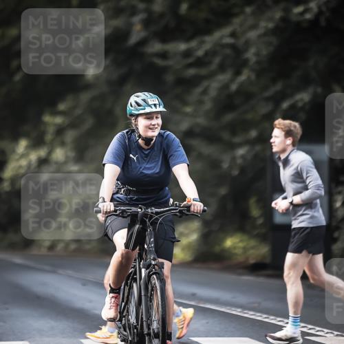 13.09.2026 - Stadtparktriathlon H.Heesch http://msf.ph/oto/10365709 13.09.2026 11:22:48 Radfahren 611, 656, 747, 767 meine-sportfotos.de