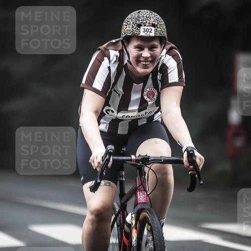13.09.2026 - Stadtparktriathlon H.Heesch http://msf.ph/oto/10365747 13.09.2026 10:12:48 Radfahren 238, 265, 294, 302 meine-sportfotos.de