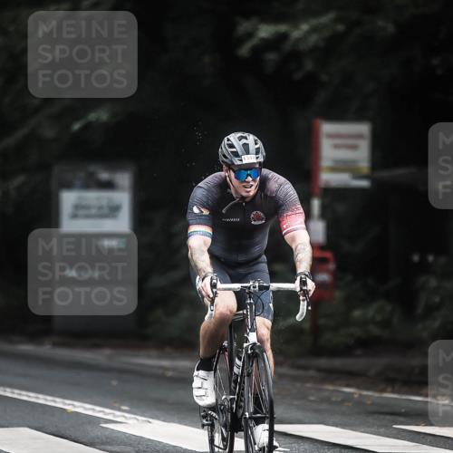 13.09.2026 - Stadtparktriathlon H.Heesch http://msf.ph/oto/10365792 13.09.2026 13:14:13 Radfahren 1265, 1343, 1344, 1353, 1473 meine-sportfotos.de