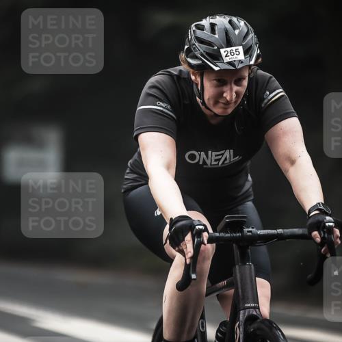 13.09.2026 - Stadtparktriathlon H.Heesch http://msf.ph/oto/10365840 13.09.2026 10:12:54 Radfahren 238, 265, 294, 302, 310 meine-sportfotos.de