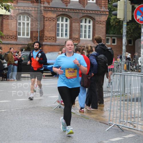 13.09.2026 - Kiel Lauf Markus Tischler http://msf.ph/oto/10365842 13.09.2026 12:07:36 Fleethörn 300, 32, 39, 5896, 31, 31 meine-sportfotos.de