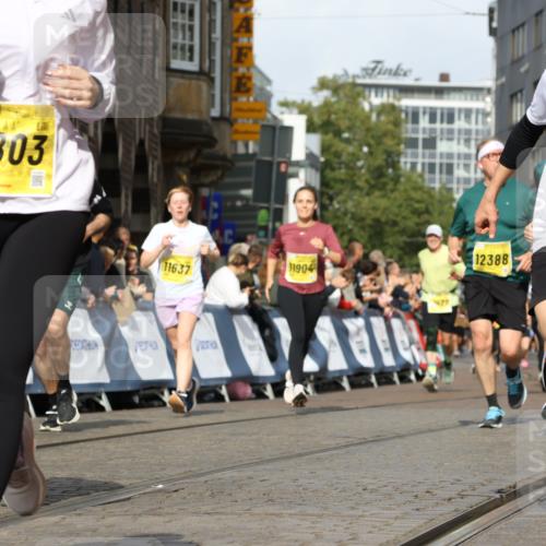13.09.2026 - 21. swb-Marathon Bremen Strokosch-Dieckow http://msf.ph/oto/10365846 13.09.2026 10:59:59 Ziel 10147, 10236, 10355, 10669, 10745, 10928, 10929, 11056, 11089, 11151, 11194, 11207, 11419, 11501, 11519, 11594, 11803, 12138, 12295, 12480, 12481, 12527, 10758, 11016, 11071, 11158, 11159, 11160, 11259, 11453, 11524, 11525, 11528, 11587, 11588, 11589, 11907, 12123, 12274, 12352 meine-sportfotos.de