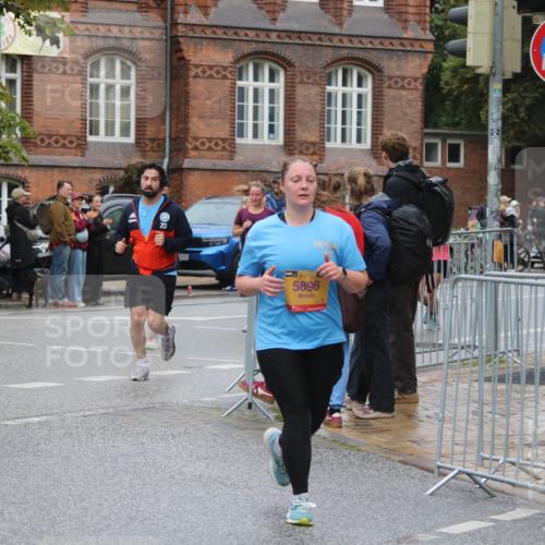 13.09.2026 - Kiel Lauf Markus Tischler http://msf.ph/oto/10365860 13.09.2026 12:07:36 Fleethörn 000, 295, 39, 5896, 31 meine-sportfotos.de
