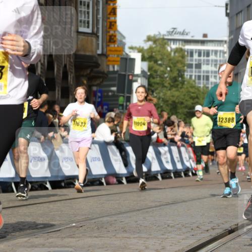 13.09.2026 - 21. swb-Marathon Bremen Strokosch-Dieckow http://msf.ph/oto/10365867 13.09.2026 10:59:59 Ziel 10147, 10236, 10355, 10669, 10745, 10928, 10929, 11056, 11089, 11151, 11194, 11207, 11419, 11501, 11519, 11594, 11803, 12138, 12295, 12480, 12481, 12527, 10758, 11016, 11071, 11158, 11159, 11160, 11259, 11453, 11524, 11525, 11528, 11587, 11588, 11589, 11907, 12123, 12274, 12352 meine-sportfotos.de
