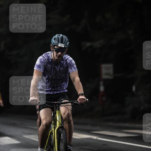 13.09.2026 - Stadtparktriathlon H.Heesch http://msf.ph/oto/10365908 13.09.2026 12:00:32 Radfahren 767, 829, 839, 917, 960, 1000, 1068 meine-sportfotos.de