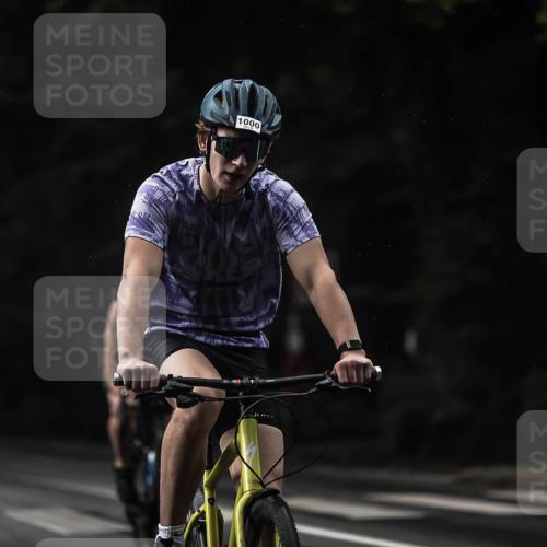 13.09.2026 - Stadtparktriathlon H.Heesch http://msf.ph/oto/10365921 13.09.2026 12:00:32 Radfahren 767, 829, 839, 917, 960, 1000, 1068 meine-sportfotos.de