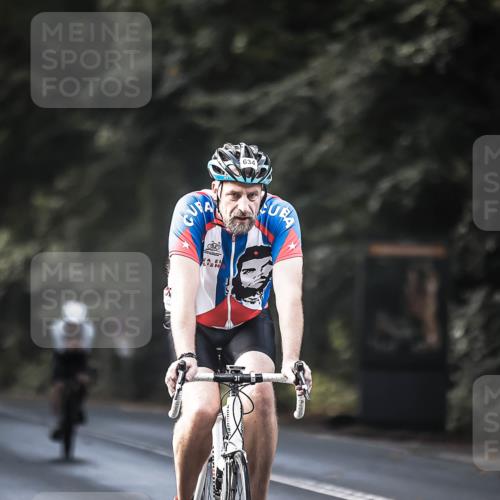 13.09.2026 - Stadtparktriathlon H.Heesch http://msf.ph/oto/10365927 13.09.2026 11:23:03 Radfahren 632, 634, 698, 732, 807 meine-sportfotos.de