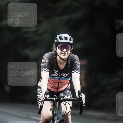 13.09.2026 - Stadtparktriathlon H.Heesch http://msf.ph/oto/10365936 13.09.2026 13:14:28 Radfahren 1202, 1341, 1414, 1453 meine-sportfotos.de