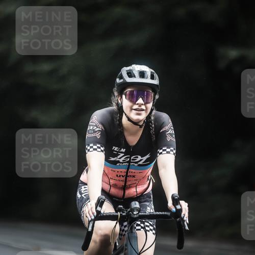 13.09.2026 - Stadtparktriathlon H.Heesch http://msf.ph/oto/10365942 13.09.2026 13:14:28 Radfahren 1202, 1341, 1414, 1453 meine-sportfotos.de