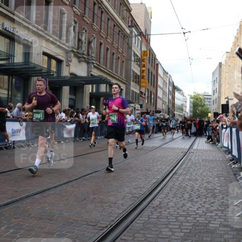 13.09.2026 - 21. swb-Marathon Bremen Strokosch-Dieckow http://msf.ph/oto/10365951 13.09.2026 13:37:38 Ziel 383, 549, 581, 1334, 1851, 2330, 2336, 2342, 2699, 3207, 3316, 3657, 3707, 4035, 4066, 4159, 4394, 4587, 4675, 4902, 4942, 5783, 5784, 6001, 6083, 6596, 6795, 6998, 7540, 7594, 7815, 7894, 7985, 8010, 8138, 8173, 8190, 8204, 8264, 8440, 8450, 8920, 8972, 9097, 9099, 9481, 9707, 9774, 13228, 270, 391, 448, 869, 3323, 3627, 3804, 3823, 4155, 4300, 4433, 4628, 5388, 5612, 5624, 5738, 5791, 6032, 6804, 6911, 7003, 7074, 7571, 7635, 8315, 8316, 8380 meine-sportfotos.de