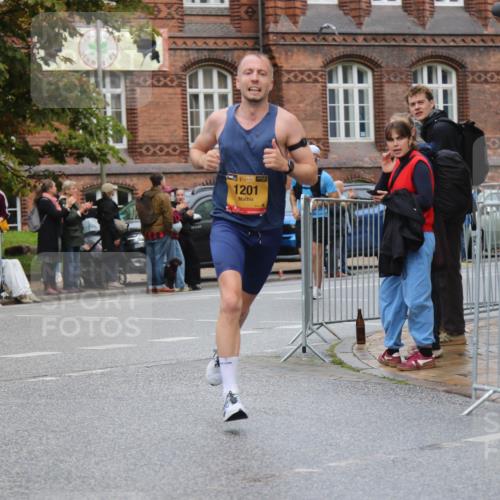 13.09.2026 - Kiel Lauf Markus Tischler http://msf.ph/oto/10365970 13.09.2026 12:08:08 Fleethörn 000, 1201 meine-sportfotos.de